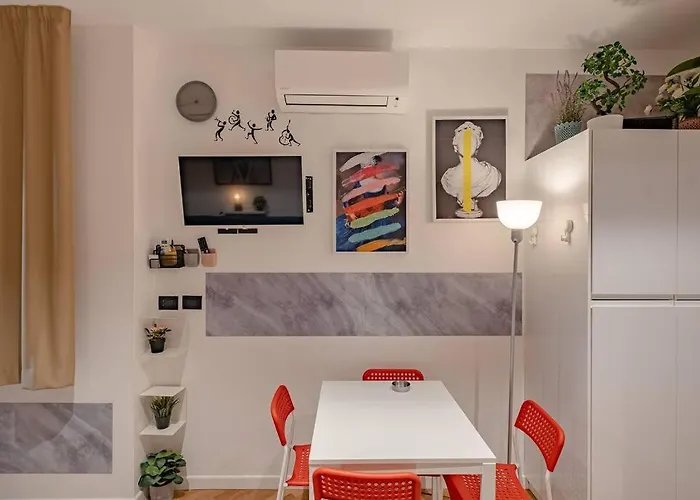 Modern At San Giovanni Appartement